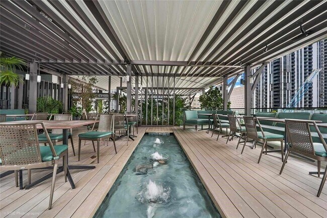 Foto del edificio - 159 NE 6th St