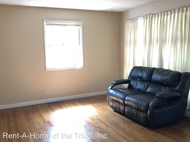 Building Photo - 3 br, 1 bath House - 1604 Baliff Street
