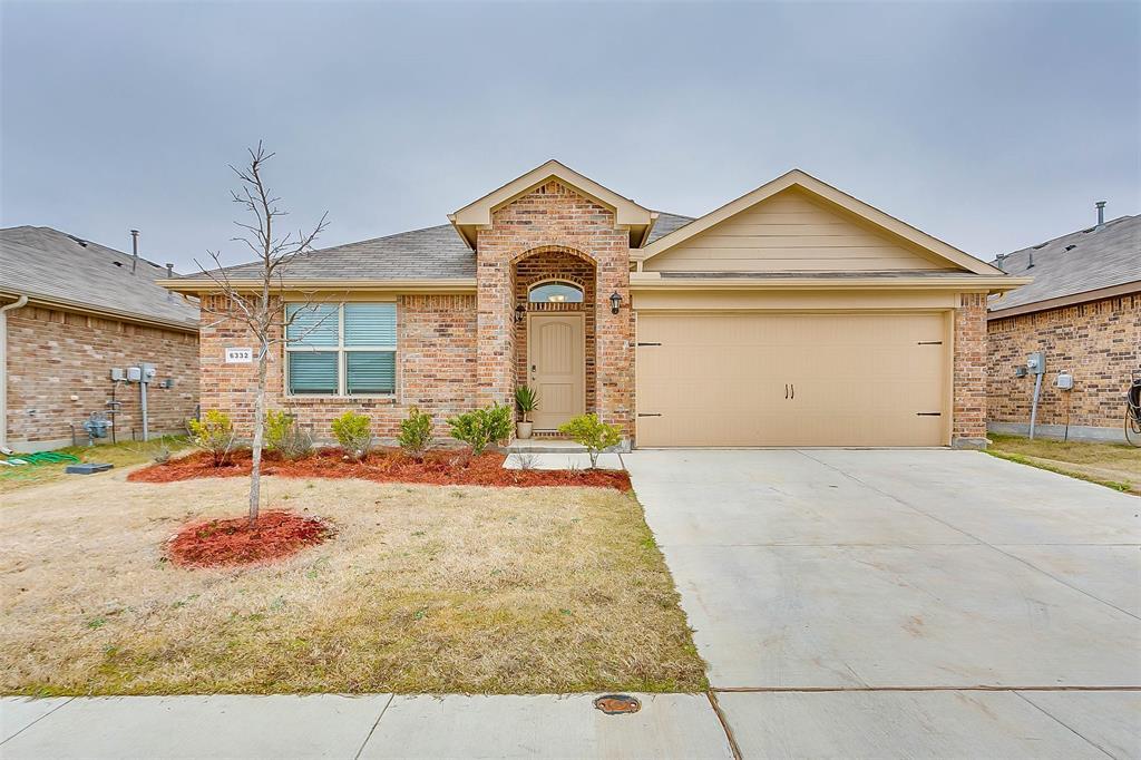 Foto principal - 6332 Robertson Rd