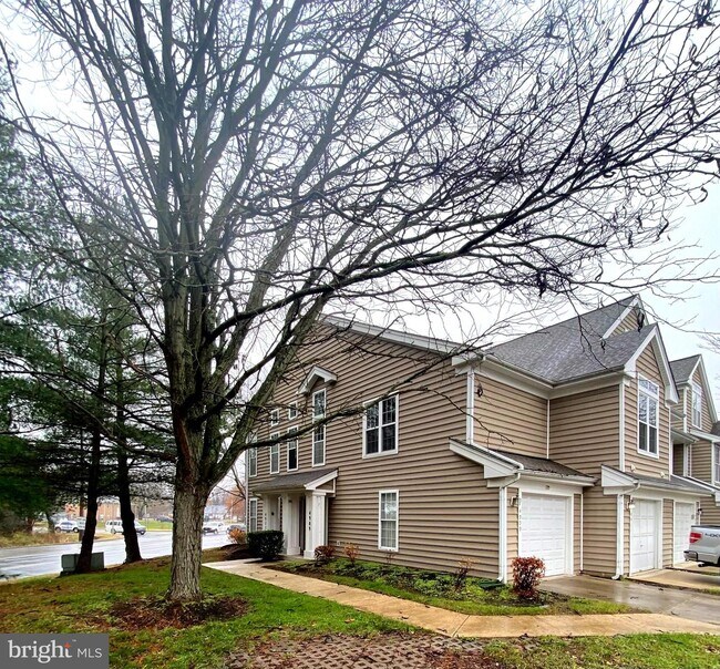 4911 King Patrick Wy, Upper Marlboro, MD 20772 Townhome Rentals in