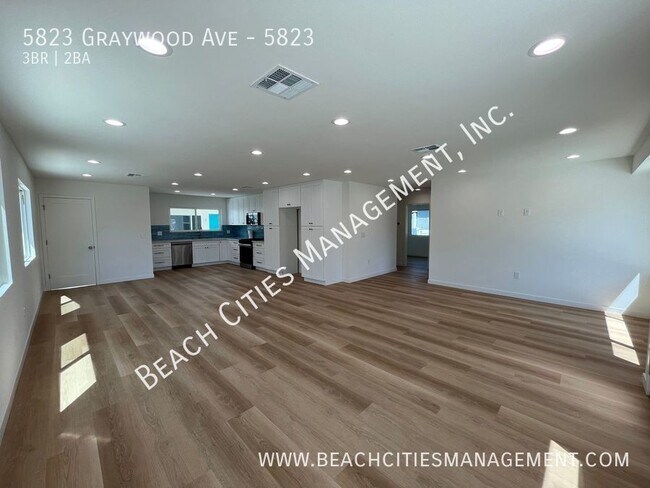 Building Photo - Newly Remodeled House with One Parking Spot!