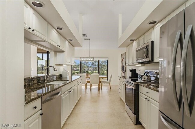 Foto del edificio - 27155 Oakwood Lake Dr