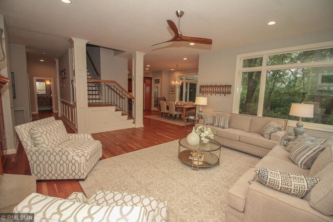 Foto del edificio - 4266 Manor Ct Rd