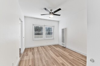 Building Photo - 526 Magnolia Ave