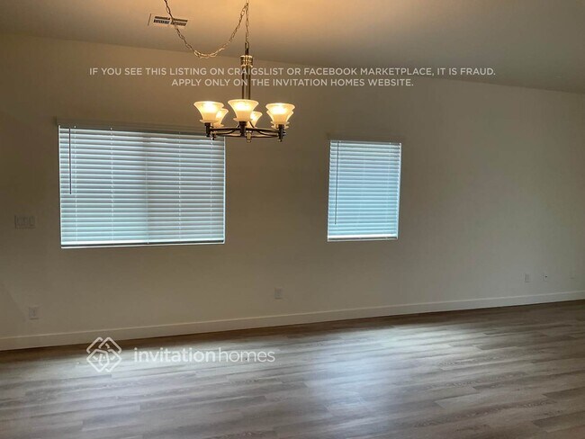 Building Photo - 28808 N Maravilla Dr