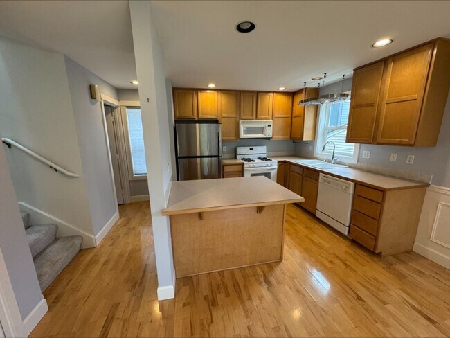 Foto del edificio - 1413 NW 60th St