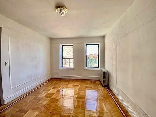 Foto del edificio - 3 bedroom in New York NY 10033