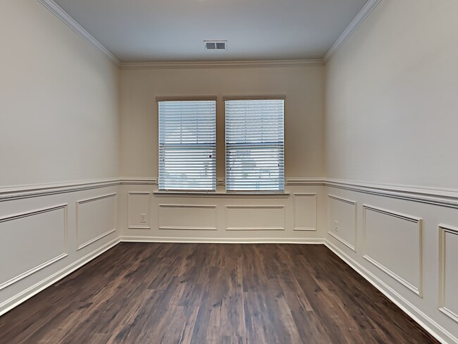 Building Photo - 138 Blackwater Way