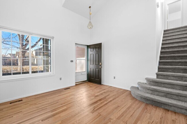 Foto del edificio - 12620 Winona Ct