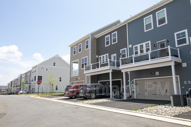 Building Photo - 1486 Meadowlark Glen Rd