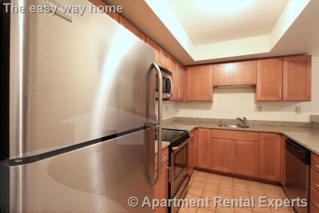 Photo - 345 Franklin St Apartment