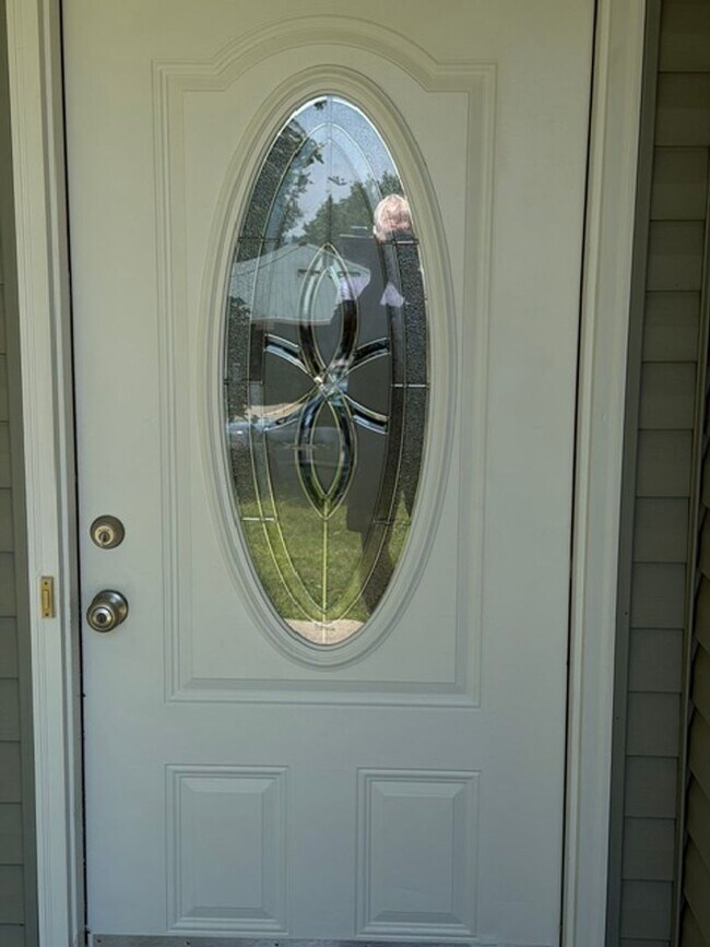 Foto del edificio - Maryville 37801 - 3 bedroom, 2 bath home - Contact Ed Johnson (865) 924-5045