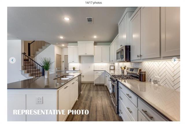 Building Photo - 9015 Scarp Hl Ln