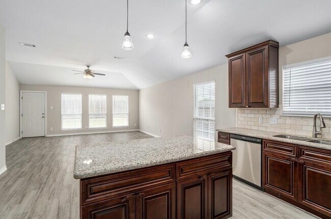 Foto del edificio - 126 Jane Dr