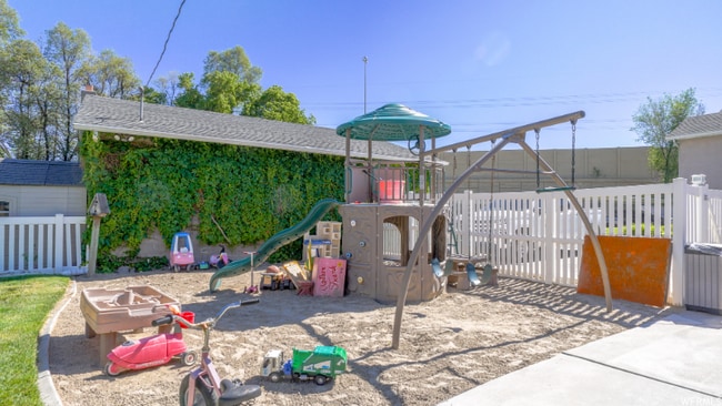 Foto del edificio - 1003 W 500 S