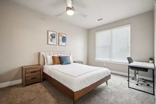 Foto del edificio - 3090 Outlet Pkwy
