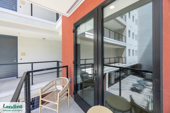 Building Photo - 372 Fourth Ave