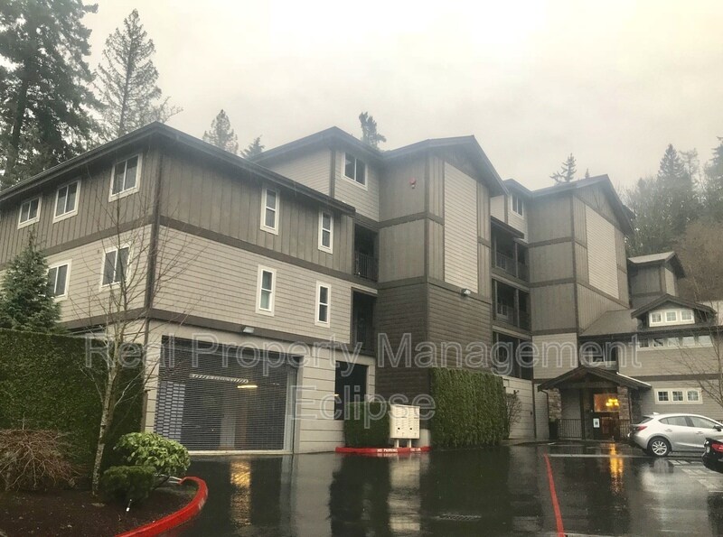 18609 SE Newport Way Unit Apt 101, Issaquah, WA 98027 Condo for Rent