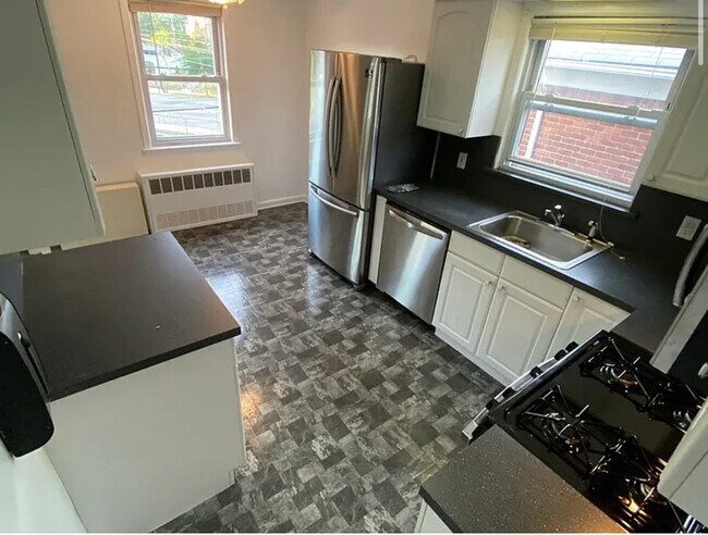 Kitchen - 15470 20th Rd