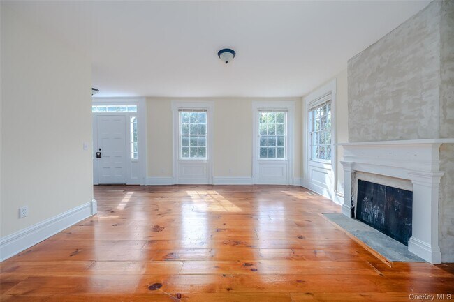 Foto del edificio - 246 Shore Rd