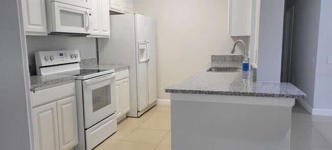 Foto del edificio - 7147 Yacht Basin Ave