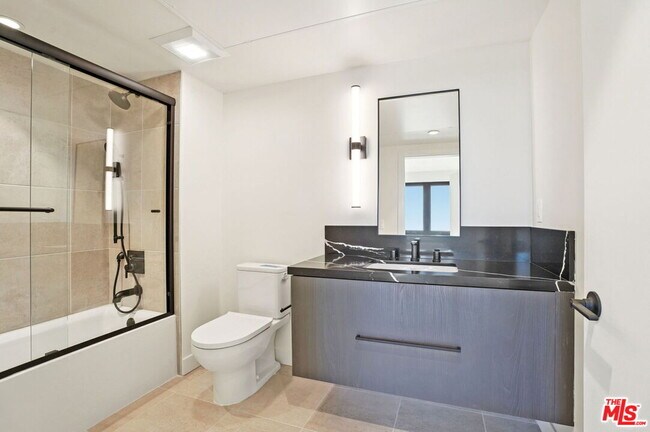 Building Photo - 1110 Spaulding Ave