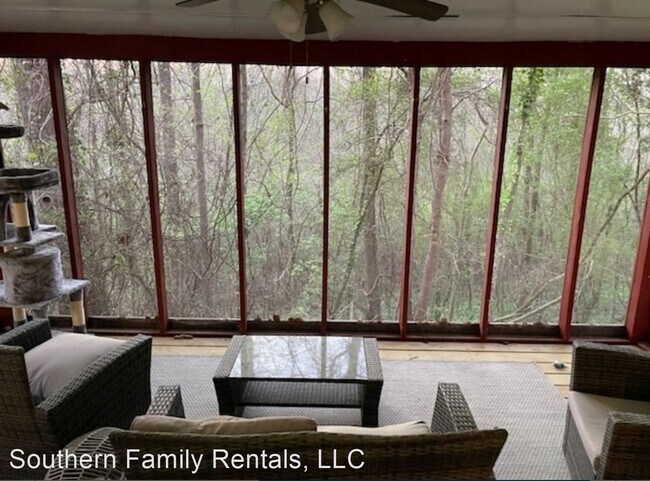 Building Photo - 3 br, 2 bath House - 705 Cardinal Dr