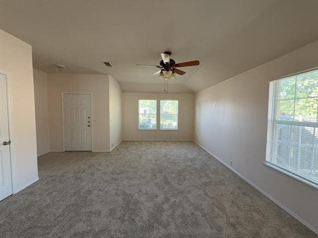 Building Photo - 3003 Elderberry Dr