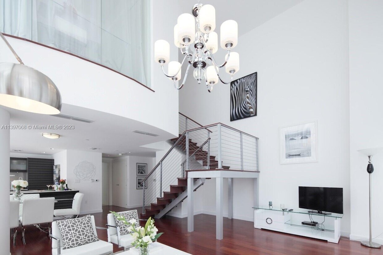 Foto principal - 200 S Biscayne Blvd