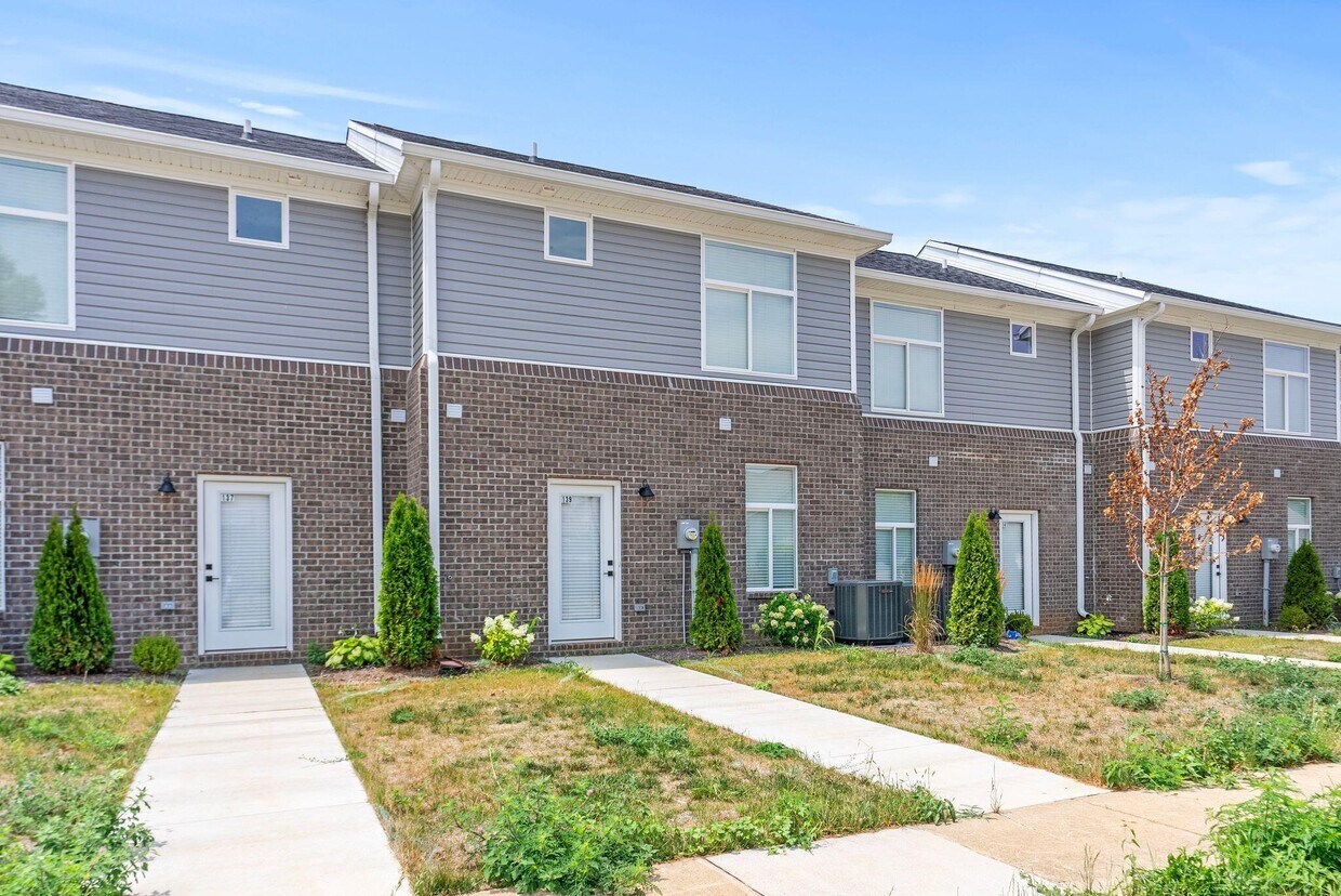 Primary Photo - 186 Robinson Way