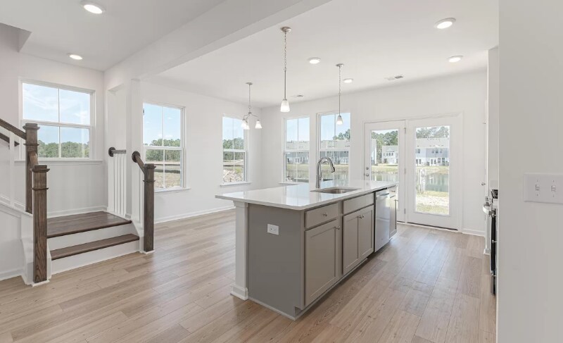 Foto principal - 520 Trotters Ln
