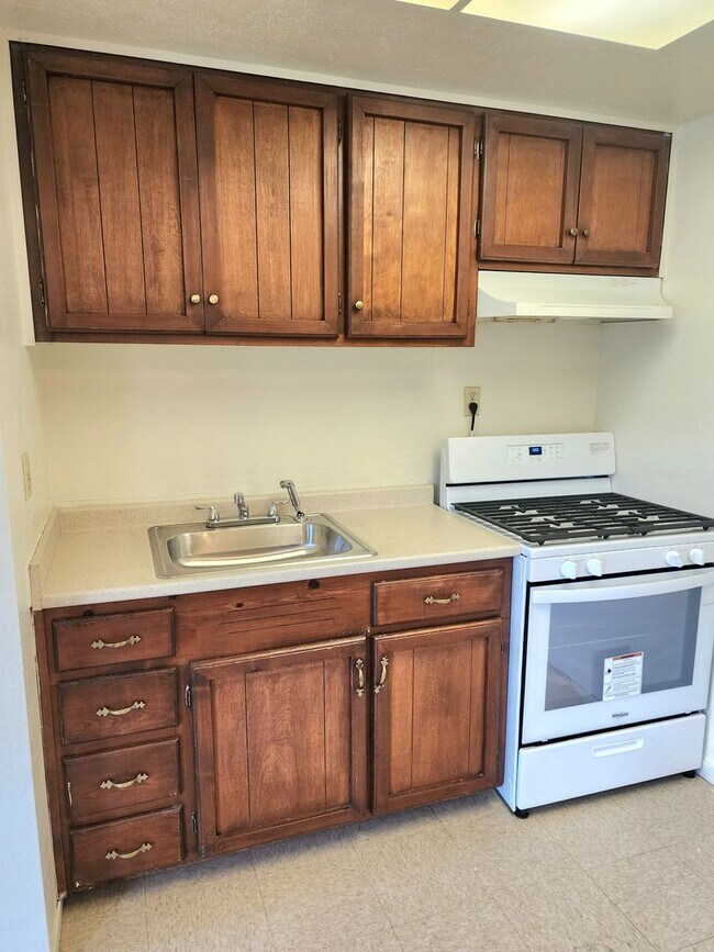 Foto del edificio - Adorable 2 Bedroom/1 Bath in the Heart of ...