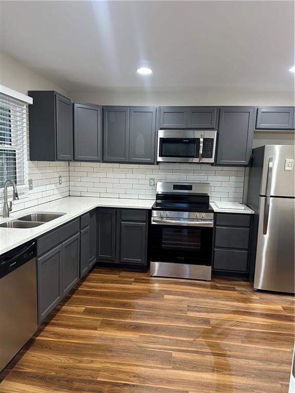 Foto del edificio - 820 Howard Ct SW