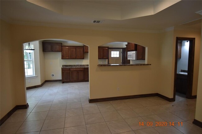 Foto del edificio - 716 N Harrison Ave