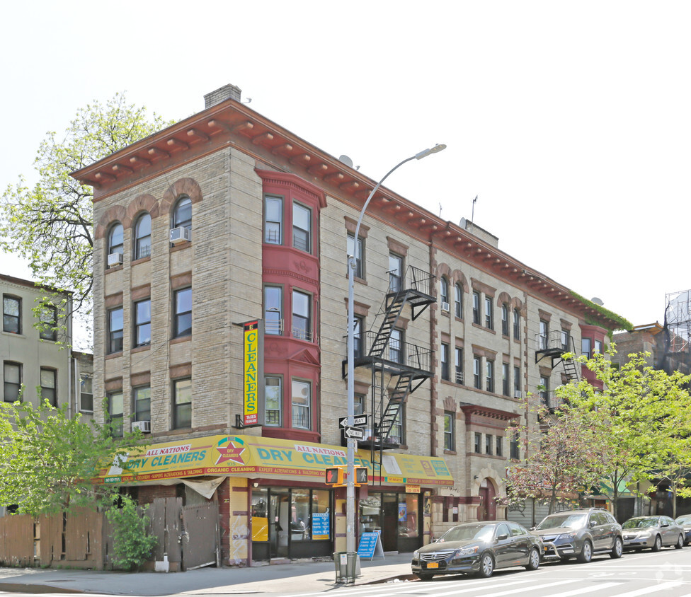 Primary Photo - 103 Kingston Ave