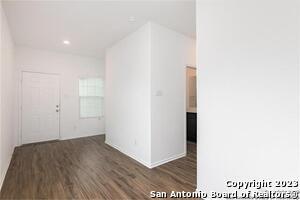 Building Photo - 266 Mica Trl