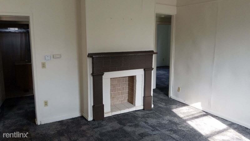 Primary Photo - 1528 Compton Rd