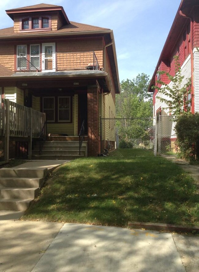 Building Photo - 4627-4629 North 31st Street