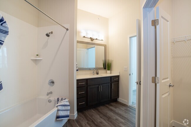 2BR, 2BA - 1016 SF - Altair at the Preserve