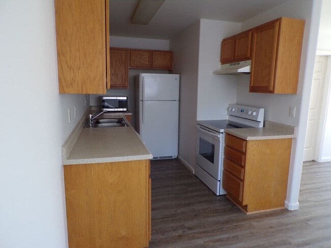 Building Photo - 285 Dalton St