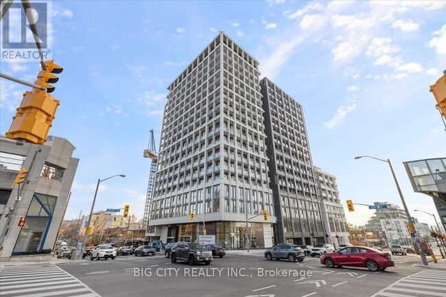 Building Photo - 2020 Bathurst St