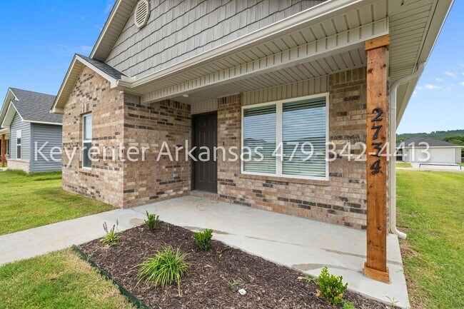 Foto del edificio - Stunning Newer Construction in Fayetteville!