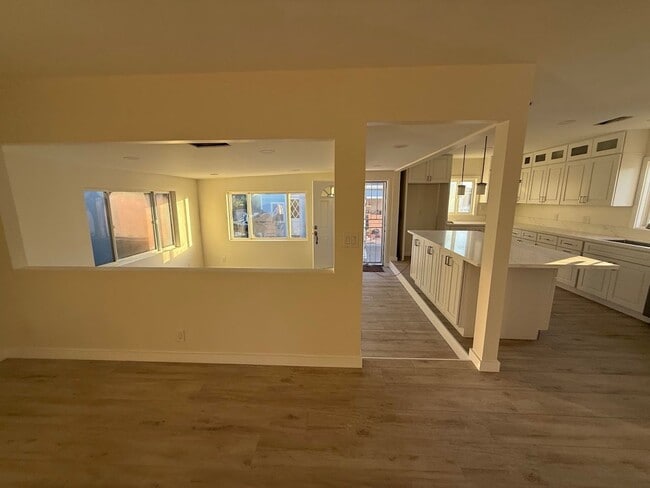 Building Photo - Stunning Fully Remodeled 3-Bedroom Home with Open-Concept Kitchen & Private Primary Suite