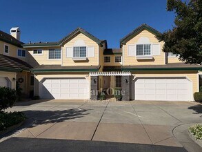 Building Photo - 1473 Indianhead Cir