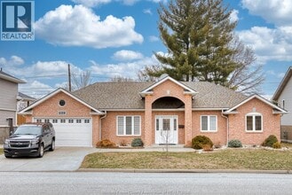 Building Photo - 229 Riverview Ave