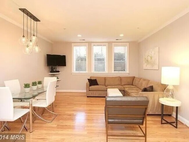 Foto del edificio - 1407 W St NW