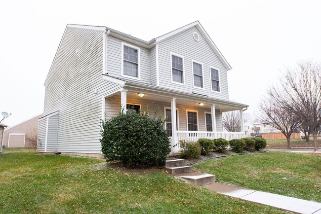 Building Photo - 10221 Winding River Way