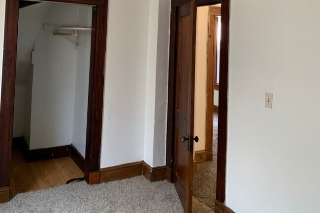 Foto del edificio - 2329 N Humboldt Blvd