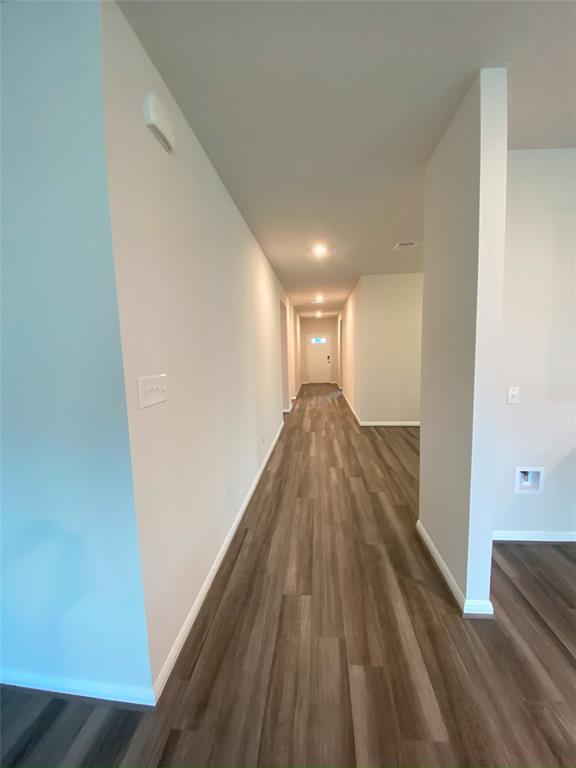Foto del edificio - 6612 Golden Bough Ln