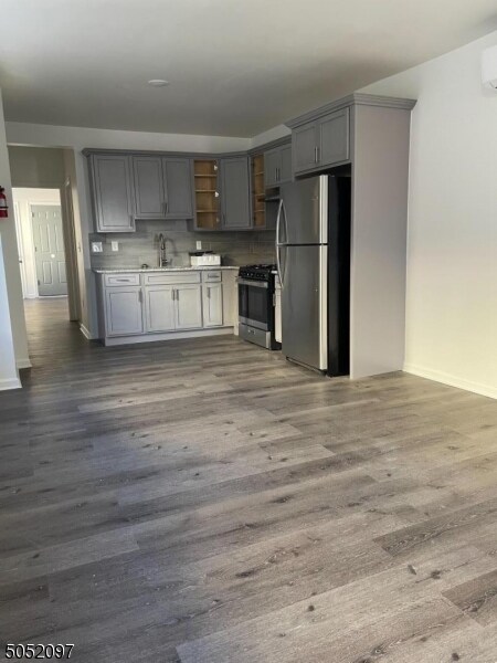 Foto principal - 625 Ferry St